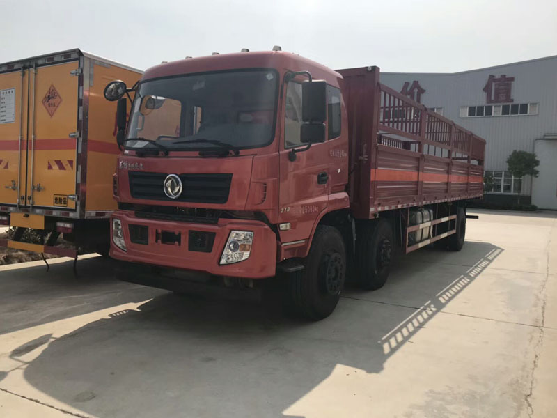 東風9.5米(15.3噸)氣瓶車